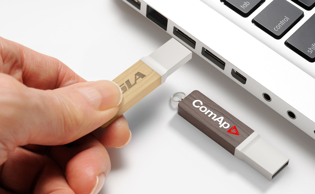 Carve - Holz USB Stick gallery thumbnail